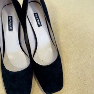 Nine West Black Suede Heeled Shoes Elegant Design